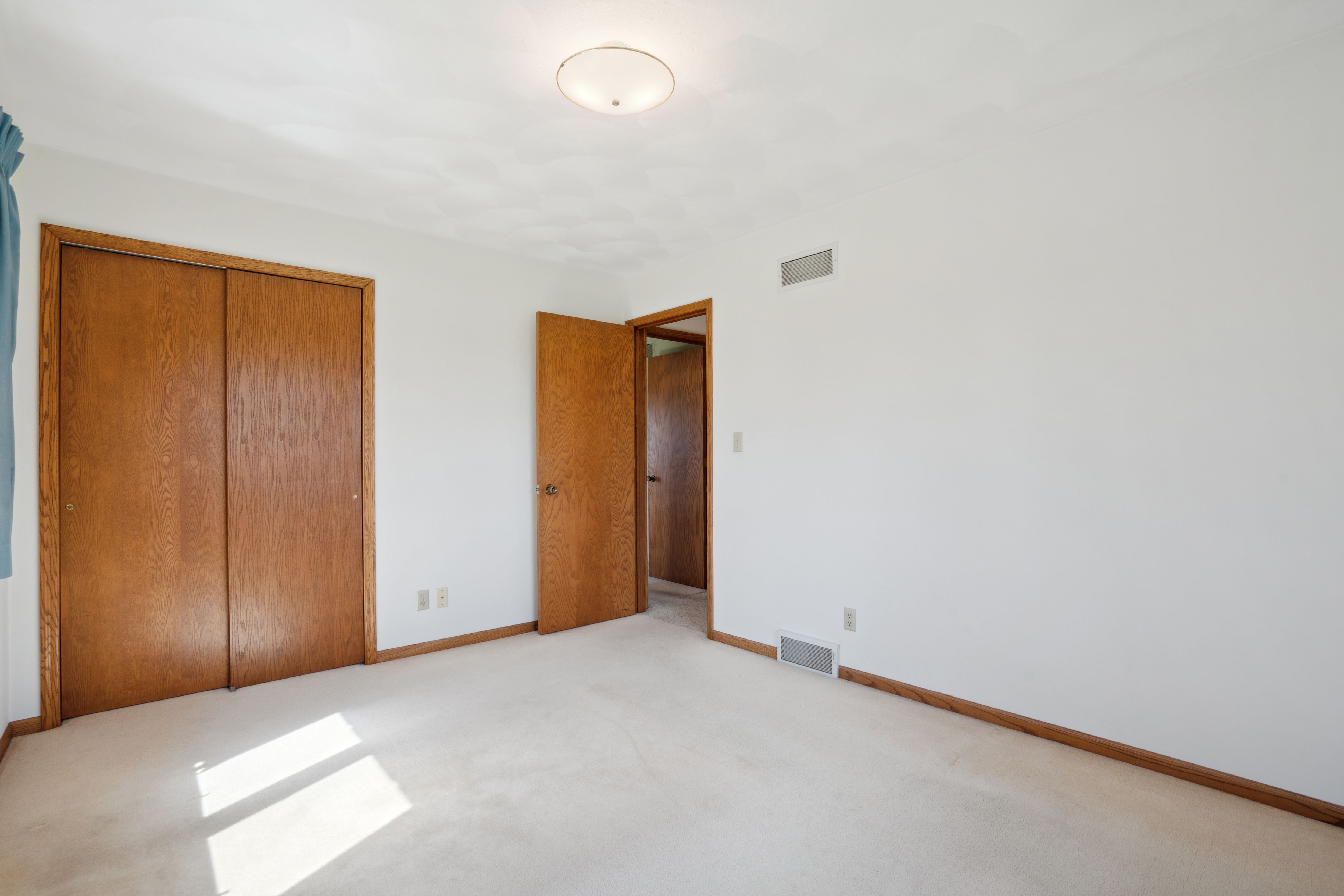 Listing Photo: 22-164 11163 Sroka Ln